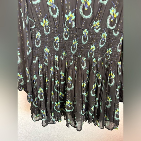 Free People Black Wild Horses Peacock Print Boho Long Sleeve Flounce Hem Dress M - Picture 4 of 13